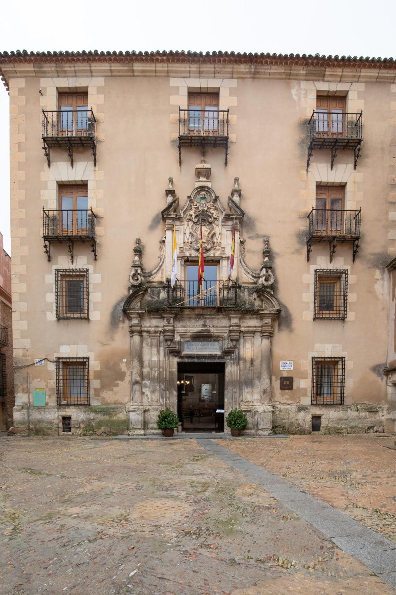 Отель Hospederia Seminario Conciliar De San Julian Куэнка Экстерьер фото